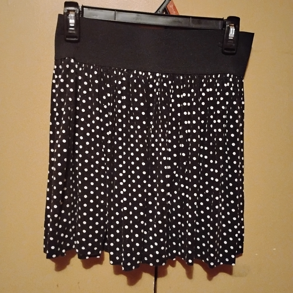 dELiA*s Black and White Medium Dotted Circle Skirt